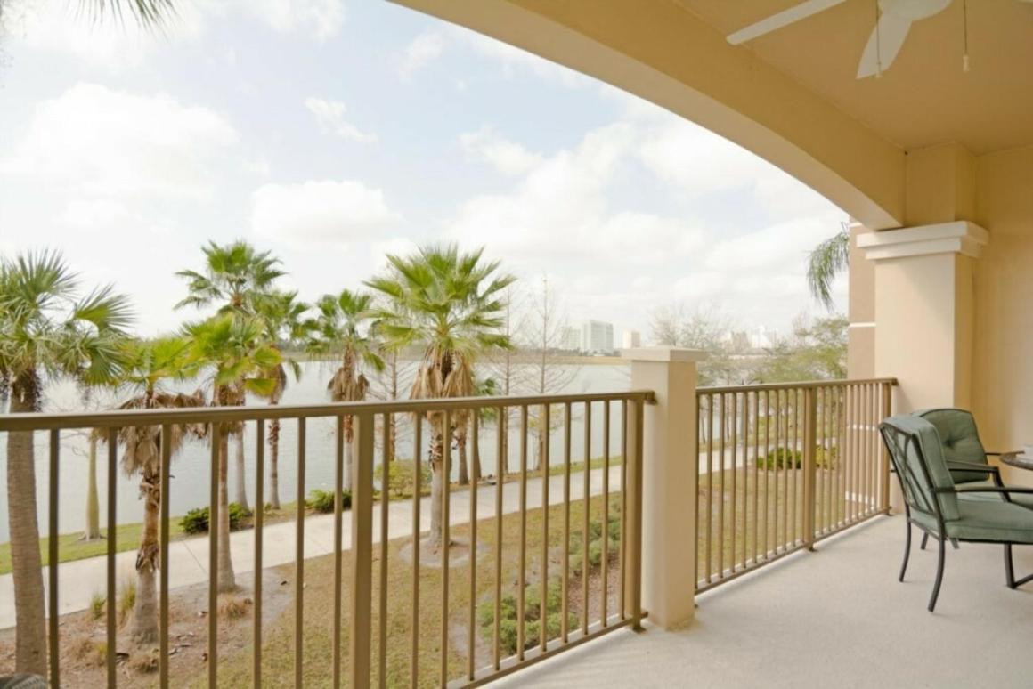 Modern Vacation Apartment With A Lake View At Vista Cay Resort Vc4816 Orlando Exterior foto